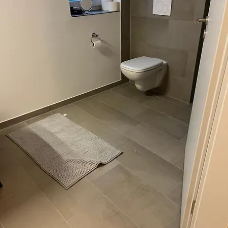 2 - 4 Personen * Apen
